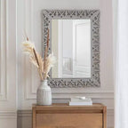 Specchio da parete botanico intagliato grigio, 25" x 19"