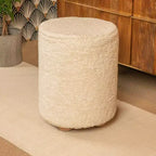 Pouf quadrato in velluto di cotone con profilo a contrasto – Poggiapiedi rivestito color crema con base in legno di pino, capacità 150 kg