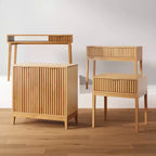 Scrivania Boho scanalata in legno con cassetto e scomparto aperto, Marrone Naturale – Superficie impiallacciata, Struttura in legno, 78,7 cm A x 109,2 cm L x 61 cm P