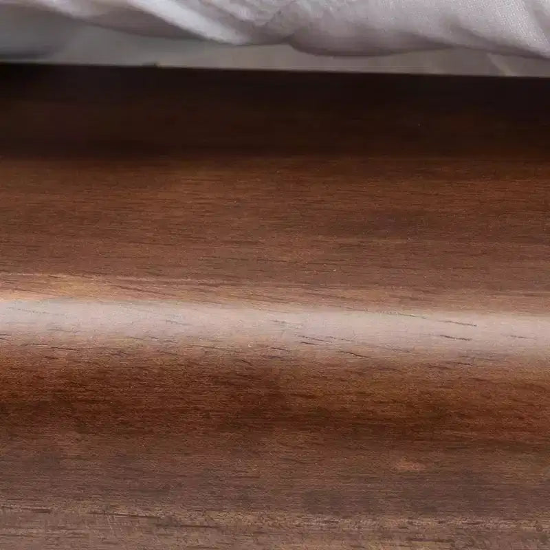 Struttura letto king size in stile moderno di metà secolo
