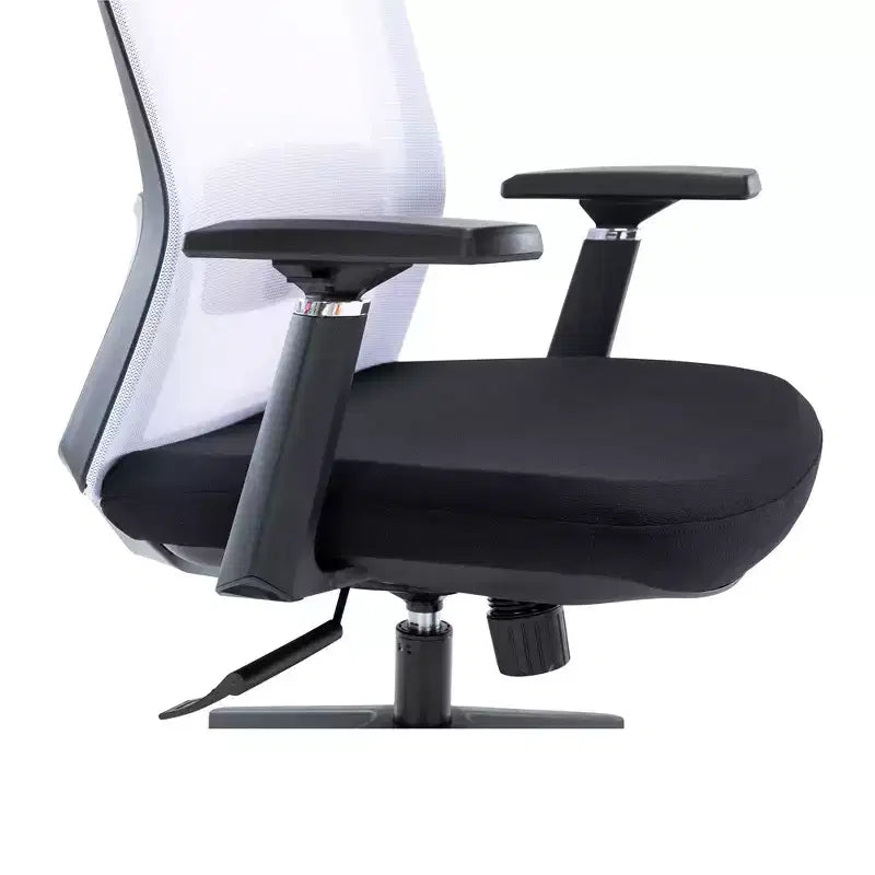Sedia da ufficio in rete con altezza regolabile, base girevole, supporto lombare e funzione di inclinazione
